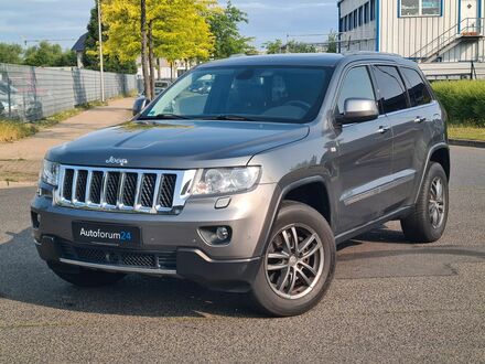 Джип Grand Cherokee 2012 у Європі на Automoto.ua Сірий Джип Grand Cherokee, об'ємом двигуна 2.99 л та пробігом 165 тис. км за 14756 $, фото 1 на Automoto.ua