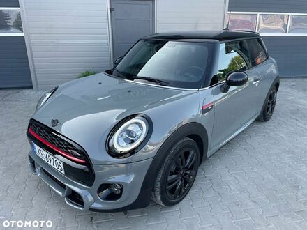 Міні Cooper 2018 у Європі на Automoto.ua Сірий Міні Cooper, об'ємом двигуна 1 л та пробігом 64 тис. км за 13293 $, фото 1 на Automoto.ua