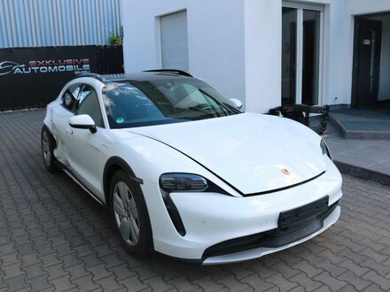 Порше Тайкан 2023 в Европе на Automoto.ua Белый Порше Тайкан, объемом двигателя 0 л и пробегом 20 тыс. км за 45458 $, фото 1 на Automoto.ua