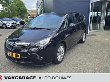 Опель Zafira Tourer 2015 у Європі на Automoto.ua Чорний Опель Zafira Tourer, об'ємом двигуна 1.36 л та пробігом 100 тис. км за 13054 $, фото 1 на Automoto.ua