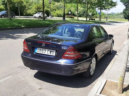 Мерседес Ц 270 2003 в Европе на Automoto.ua Синий Мерседес Ц 270, объемом двигателя 0 л и пробегом 326 тыс. км за 4908 $, фото 1 на Automoto.ua