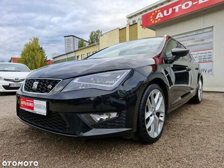 Сеат Leon 2017 у Європі на Automoto.ua Чорний Сеат Leon, об'ємом двигуна 1 л та пробігом 144 тис. км за 13293 $, фото 1 на Automoto.ua