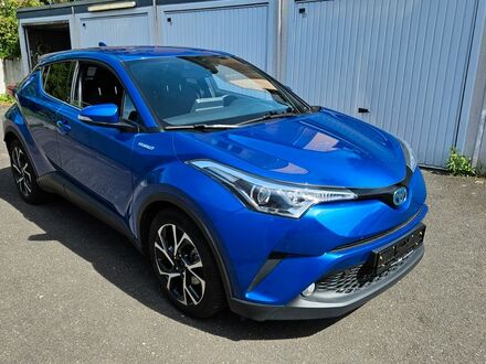 Тойота C-HR 2019 в Европе на Automoto.ua Синий Тойота C-HR, объемом двигателя 1.8 л и пробегом 80 тыс. км за 17006 $, фото 1 на Automoto.ua