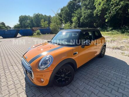 Міні Cooper 2014 у Європі на Automoto.ua Помаранчевий Міні Cooper, об'ємом двигуна 1.5 л та пробігом 139 тис. км за 11608 $, фото 1 на Automoto.ua