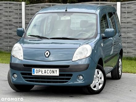Рено Кенгу 2011 в Европе на Automoto.ua Синий Рено Кенгу, объемом двигателя 1 л и пробегом 182 тыс. км за 4819 $, фото 1 на Automoto.ua