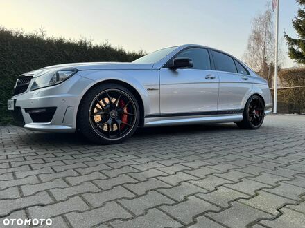 Мерседес Ц-Класс 2013 в Европе на Automoto.ua Серый Мерседес Ц-Класс, объемом двигателя 6.21 л и пробегом 48 тыс. км за 359999 $, фото 1 на Automoto.ua