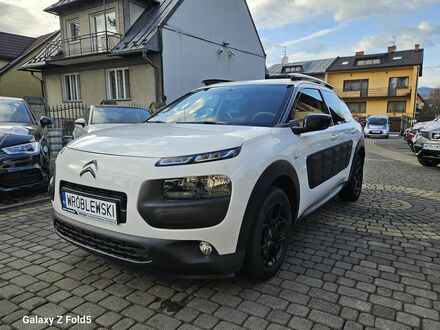 Ситроен C4 Кактус 2014 в Европе на Automoto.ua Белый Ситроен C4 Кактус, объемом двигателя 1 л и пробегом 112 тыс. км за 33000 $, фото 1 на Automoto.ua