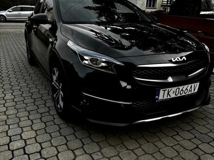 Киа XCeed 2022 в Европе на Automoto.ua Черный Киа XCeed, объемом двигателя 1 л и пробегом 27 тыс. км за 86000 $, фото 1 на Automoto.ua