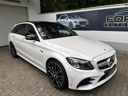 Мерседес C43 AMG 2019 в Европе на Automoto.ua Белый Мерседес C43 AMG, объемом двигателя 3 л и пробегом 44 тыс. км за 45554 $, фото 1 на Automoto.ua