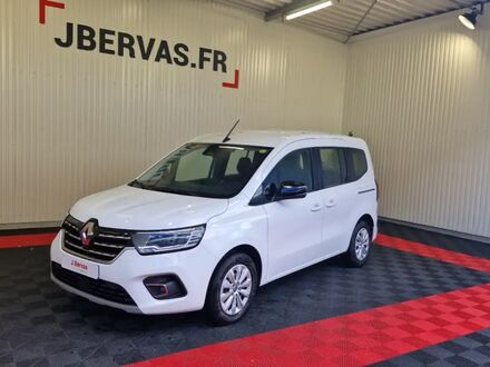 Рено Кенгу 2022 в Европе на Automoto.ua Белый Рено Кенгу, объемом двигателя 0 л и пробегом 100 тыс. км за 20409 $, фото 1 на Automoto.ua