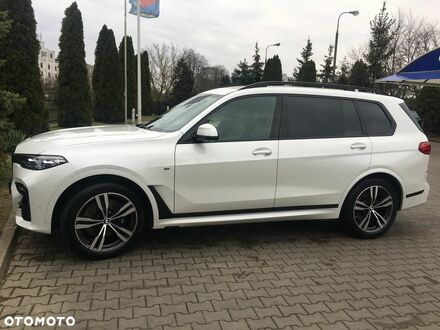 БМВ X7, объемом двигателя 2.99 л и пробегом 42 тыс. км за 71274 $, фото 1 на Automoto.ua