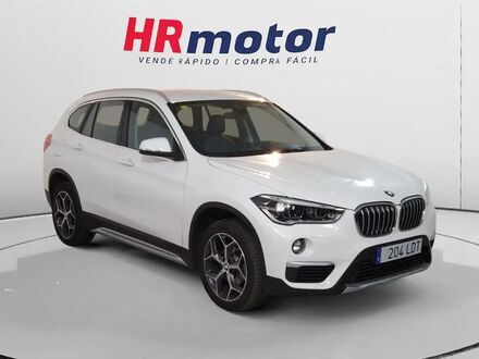 БМВ Х1 2020 в Европе на Automoto.ua Белый БМВ Х1, объемом двигателя 1.5 л и пробегом 97 тыс. км за 24058 $, фото 1 на Automoto.ua