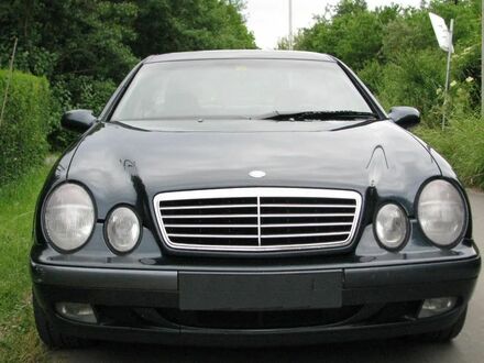 Мерседес ЦЛК-Класс 1998 в Европе на Automoto.ua Мерседес ЦЛК-Класс, объемом двигателя 3.2 л и пробегом 217 тыс. км за 22900 $, фото 1 на Automoto.ua