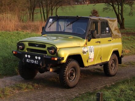 УАЗ 469 1975 в Европе на Automoto.ua Зеленый УАЗ 469, объемом двигателя 2.45 л и пробегом 30 тыс. км за 8001 $, фото 1 на Automoto.ua