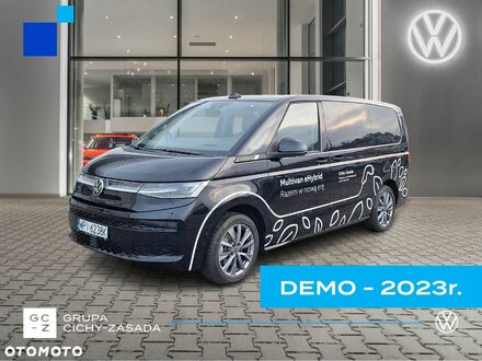 Фольксваген Мультиван 2023 в Европе на Automoto.ua Черный Фольксваген Мультиван, объемом двигателя 1 л и пробегом 5 тыс. км за 71477 $, фото 1 на Automoto.ua