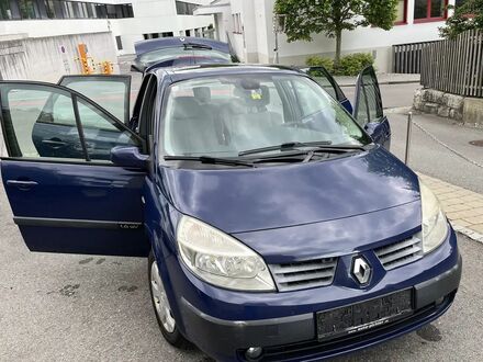 Рено Сценик 2025 в Европе на Automoto.ua Рено Сценик, объемом двигателя 1.6 л и пробегом 223 тыс. км за 1873 $, фото 1 на Automoto.ua