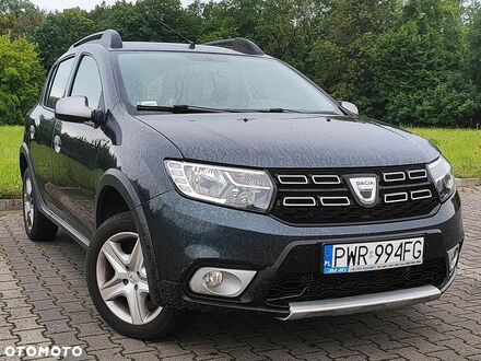Дачия Sandero StepWay 2017 в Европе на Automoto.ua Серый Дачия Sandero StepWay, объемом двигателя 0.9 л и пробегом 108 тыс. км за 6538 $, фото 1 на Automoto.ua