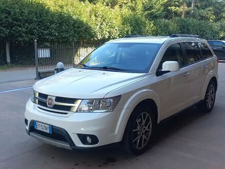 Фіат Фрімонт 2014 у Європі на Automoto.ua Білий Фіат Фрімонт, об'ємом двигуна 1.96 л та пробігом 150 тис. км за 11304 $, фото 1 на Automoto.ua