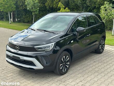 Опель Crossland 2022 в Европе на Automoto.ua Черный Опель Crossland, объемом двигателя 1 л и пробегом 16 тыс. км за 15981 $, фото 1 на Automoto.ua