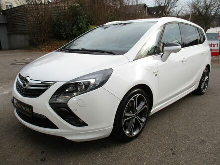 Опель Zafira Tourer 2014 в Европе на Automoto.ua Белый Опель Zafira Tourer, объемом двигателя 1.6 л и пробегом 93 тыс. км за 15983 $, фото 1 на Automoto.ua