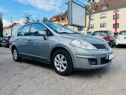Ниссан Тиида 2009 в Европе на Automoto.ua Серый Ниссан Тиида, объемом двигателя 1.6 л и пробегом 147 тыс. км за 3184 $, фото 1 на Automoto.ua