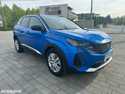 Пежо 3008 2021 в Европе на Automoto.ua Синий Пежо 3008, объемом двигателя 1 л и пробегом 32 тыс. км за 19250 $, фото 1 на Automoto.ua