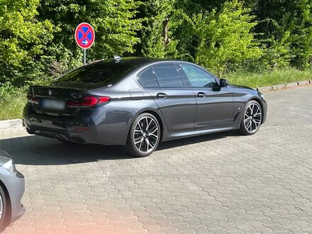 БМВ 540 2021 в Европе на Automoto.ua БМВ 540, объемом двигателя 3 л и пробегом 79 тыс. км за 54581 $, фото 1 на Automoto.ua
