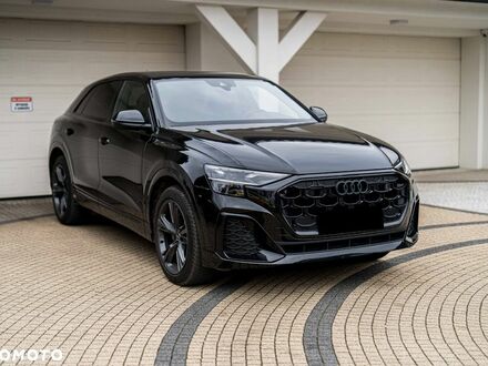 Ауди Q8 2023 в Европе на Automoto.ua Черный Ауди Q8, объемом двигателя 2.97 л и пробегом 17 тыс. км за 359000 $, фото 1 на Automoto.ua