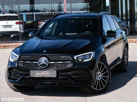 Мерседес ЦЛЦ-класс 2020 в Европе на Automoto.ua Черный Мерседес ЦЛЦ-класс, объемом двигателя 1 л и пробегом 161 тыс. км за 153900 $, фото 1 на Automoto.ua
