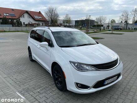 Крайслер Pacifica, об'ємом двигуна 3.61 л та пробігом 96 тис. км за 22138 $, фото 1 на Automoto.ua