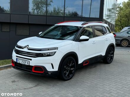 Ситроен C5 Aircross 2019 в Европе на Automoto.ua Белый Ситроен C5 Aircross, объемом двигателя 1 л и пробегом 50 тыс. км за 60900 $, фото 1 на Automoto.ua