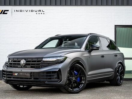 Фольксваген Туарег 2024 у Європі на Automoto.ua Сірий Фольксваген Туарег, об'ємом двигуна 3 л та пробігом 7 тис. км за 106658 $, фото 1 на Automoto.ua