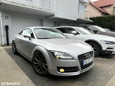 Ауди ТТ 2007 в Европе на Automoto.ua Серый Ауди ТТ, объемом двигателя 1 л и пробегом 228 тыс. км за 34900 $, фото 1 на Automoto.ua