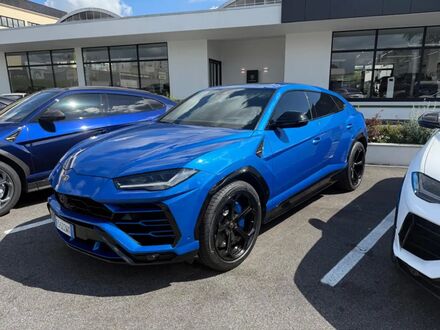 Ламборджини Урус 2019 в Европе на Automoto.ua Синий Ламборджини Урус, объемом двигателя 4 л и пробегом 68 тыс. км за 258370 $, фото 1 на Automoto.ua