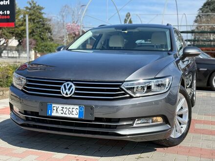 Фольксваген Пассат Вариант 2017 в Европе на Automoto.ua Серый Фольксваген Пассат Вариант, объемом двигателя 1.97 л и пробегом 150 тыс. км за 14744 $, фото 1 на Automoto.ua