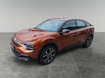 Ситроен E-C4 Electric 2021 в Европе на Automoto.ua Оранжевый Ситроен E-C4 Electric, объемом двигателя 0 л и пробегом 26 тыс. км за 19244 $, фото 1 на Automoto.ua