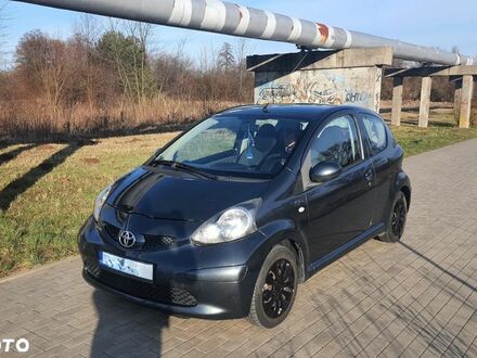 Тойота Айго 2006 в Европе на Automoto.ua Серый Тойота Айго, объемом двигателя 1 л и пробегом 232 тыс. км за 4999 $, фото 1 на Automoto.ua