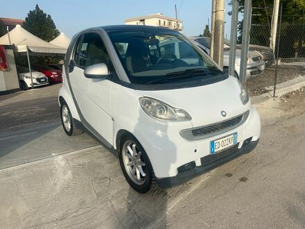 Смарт Форту 2010 в Европе на Automoto.ua Белый Смарт Форту, объемом двигателя 1 л и пробегом 136 тыс. км за 5799 $, фото 1 на Automoto.ua