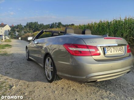 Мерседес Е-Класс 2011 в Европе на Automoto.ua Мерседес Е-Класс, объемом двигателя 5.46 л и пробегом 223 тыс. км за 59999 $, фото 1 на Automoto.ua