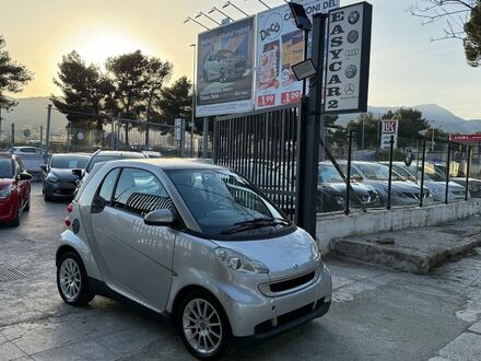 Смарт Fortwo 2011 у Європі на Automoto.ua Білий Смарт Fortwo, об'ємом двигуна 1 л та пробігом 78 тис. км за 7950 $, фото 1 на Automoto.ua