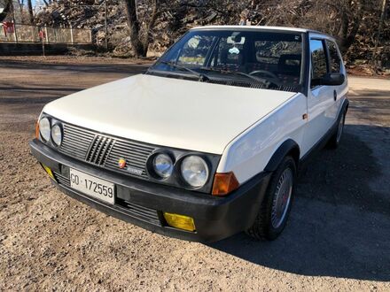 Фиат Ритмо 1985 в Европе на Automoto.ua Белый Фиат Ритмо, объемом двигателя 0 л и пробегом 86 тыс. км за 20998 $, фото 1 на Automoto.ua