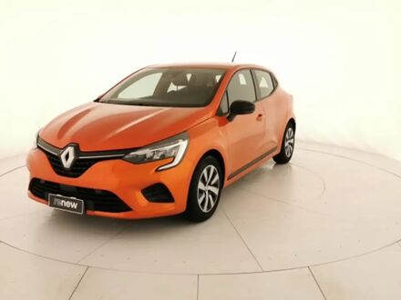 Рено Клио 2022 в Европе на Automoto.ua Оранжевый Рено Клио, объемом двигателя 1.6 л и пробегом 48 тыс. км за 17161 $, фото 1 на Automoto.ua