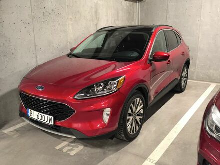 Форд Эскейп 2021 в Европе на Automoto.ua Красный Форд Эскейп, объемом двигателя 1 л и пробегом 42 тыс. км за 96900 $, фото 1 на Automoto.ua