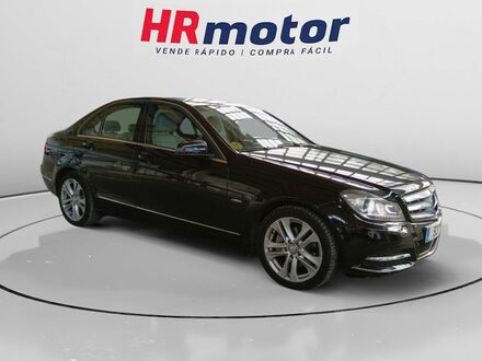 Мерседес Ц-Класс 2011 в Европе на Automoto.ua Черный Мерседес Ц-Класс, объемом двигателя 2.14 л и пробегом 134 тыс. км за 14471 $, фото 1 на Automoto.ua