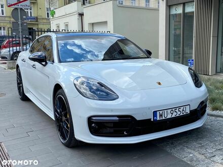 Порше Panamera, об'ємом двигуна 4 л та пробігом 64 тис. км за 104968 $, фото 1 на Automoto.ua