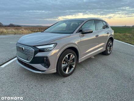 Ауди Q4 2023 в Европе на Automoto.ua Серый Ауди Q4, объемом двигателя 0 л и пробегом 12 тыс. км за 160000 $, фото 1 на Automoto.ua