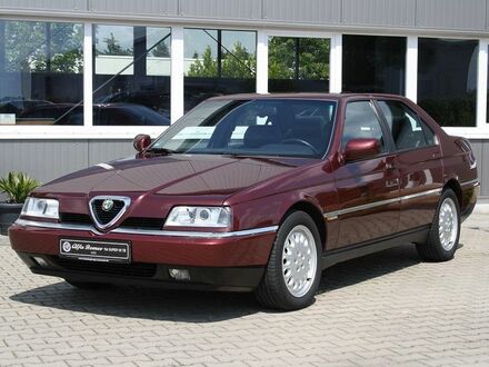 Альфа Ромео 164 1995 у Європі на Automoto.ua Червоний Альфа Ромео 164, об'ємом двигуна 2 л та пробігом 106 тис. км за 15692 $, фото 1 на Automoto.ua