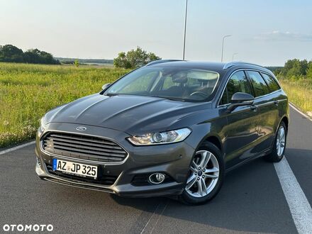Форд Мондео 2015 в Европе на Automoto.ua Серый Форд Мондео, объемом двигателя 1 л и пробегом 214 тыс. км за 10388 $, фото 1 на Automoto.ua