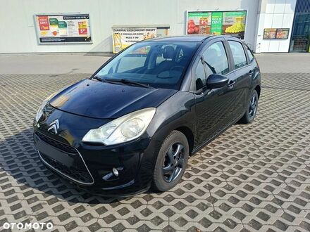 Ситроен С3 2010 в Европе на Automoto.ua Черный Ситроен С3, объемом двигателя 1 л и пробегом 119 тыс. км за 14000 $, фото 1 на Automoto.ua