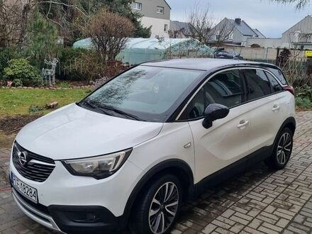 Опель Crossland X 2017 в Европе на Automoto.ua Белый Опель Crossland X, объемом двигателя 1 л и пробегом 128 тыс. км за 31800 $, фото 1 на Automoto.ua